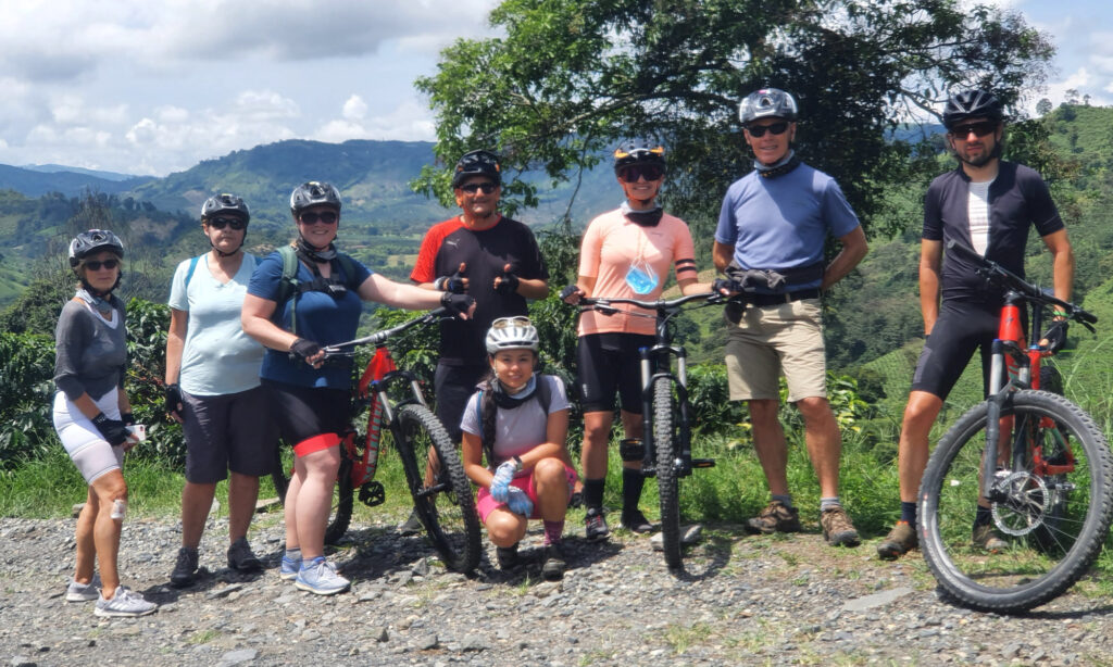 Group of people with mountain bikes in the mountains of Colombia